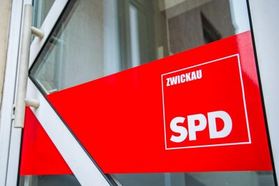 Eklat um CDU und AfD in Dresden: Zwickauer SPD will nicht mit Extremisten stimmen - Die Entscheidung ist auf der Mitgliederversammlung einstimmig gefallen.