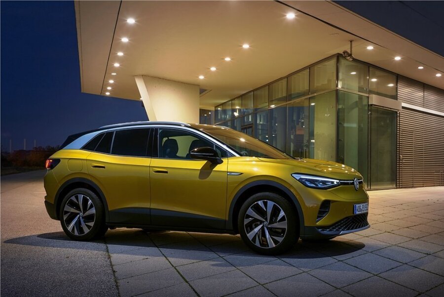 Elektro-SUV von VW: Das Weltauto aus Zwickau - Volkswagen hat mit dem ID.4 jetzt einen kompakten SUV mit vollelektrischem Antrieb im Programm. 