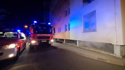 Elf Menschen bei Kellerbrand in Plauen gerettet - 
