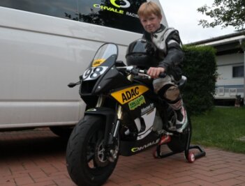 Elfjähriger fasst in der Motorrad-Rennszene Fuß - Kai Hummel trat am Wochenende im tschechischen Cheb beim ADAC-Minibike-Cup in der Klasse für Ohvale-Motorräder an. 