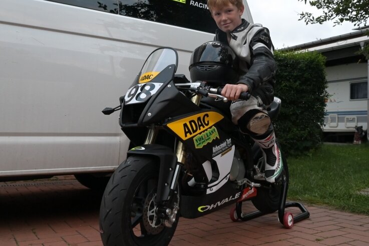 Elfjähriger fasst in der Motorrad-Rennszene Fuß - Kai Hummel trat am Wochenende im tschechischen Cheb beim ADAC-Minibike-Cup in der Klasse für Ohvale-Motorräder an. 