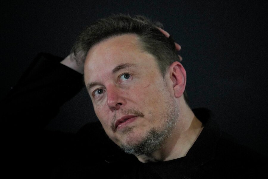 Elon Musk besucht überraschend Peking - Tesla-Chef Elon Musk führt in Peking Gespräche. China ist der zweitwichtigste Absatzmarkt für den Elektroautohersteller.