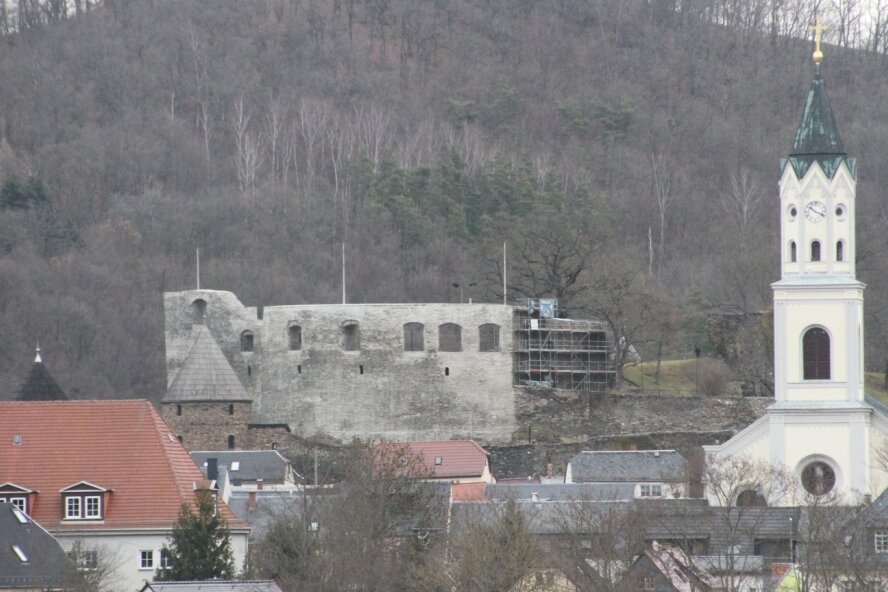 Ein Bild aus dem Archiv: Inzwischen ist die Sanierung der Elsterberger Burgruine weiter fortgeschritten und steht vor dem Abschluss. 