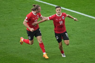 EM-Knockout für Polen trotz Lewandowski-Rückkehr - Sorgte für das zwischenzeitliche 2:1 der Österreicher: Christoph Baumgartner (r).