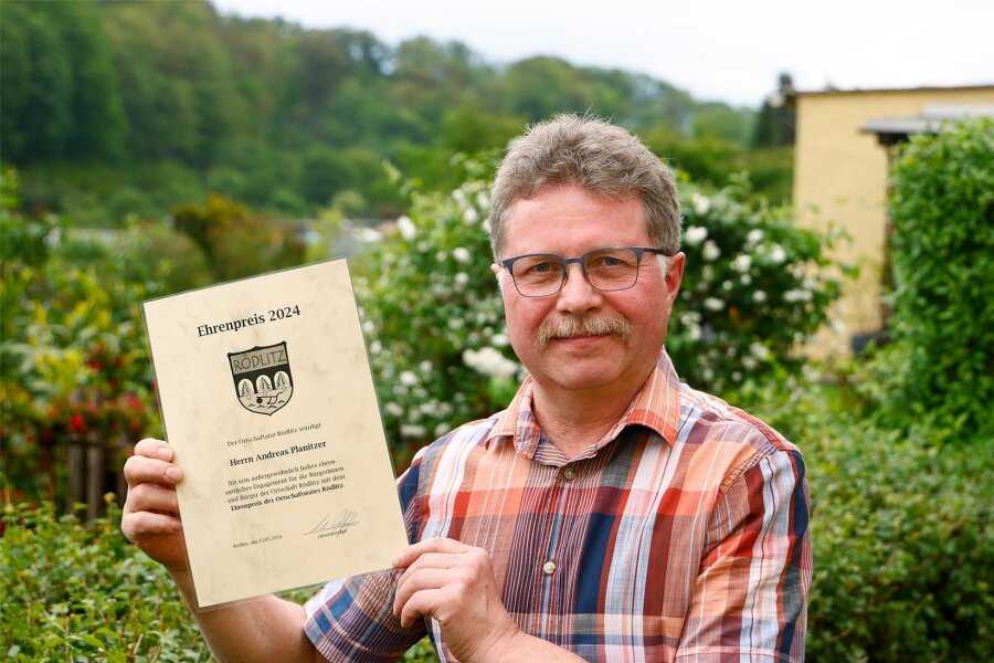 Emsiger Ehrenamtler hat nur wenig Zeit für die Auszeichnung beim Rödlitzer Kinder- und Dorffest - Andreas Planitzer wurde für sein ehrenamtliches Engagement in Rödlitz ausgezeichnet.