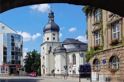 Energiekrise: Plauener Kirchen schränken Gottesdienste ein - Die Plauener Lutherkirche bleibt in den Wintermonaten für regelmäßige Gottesdienste geöffnet. 
