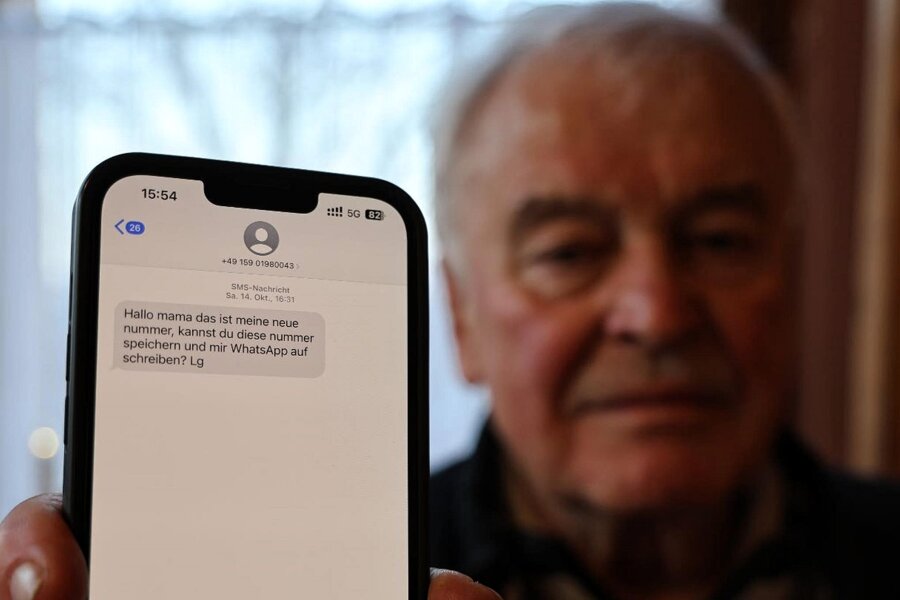 Enkeltrick im Erzgebirge: Anzahl der Betrugsversuche verblüfft Senioren - Gerade Nachrichten mit „Hallo Mama...“ versetzen Senioren oft in Angst um die eigenen Kinder.