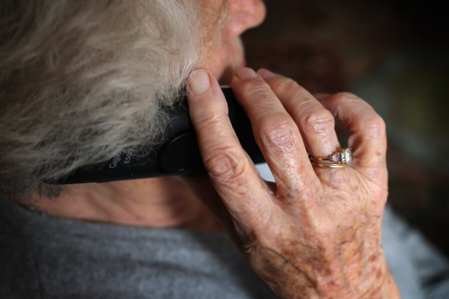 Enkeltrick: Telefonbetrüger versuchen ihr Glück bei Senioren im Erzgebirge - 
