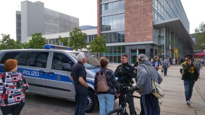 Entwarnung nach Bombendrohungen im Chemnitzer Stadtzentrum - 