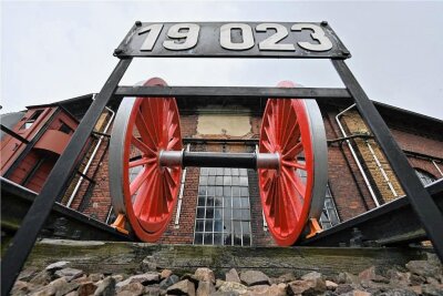 Entwicklungen mit Strahlkraft - Historische Dampflokomotiven-Technik steht noch heute zum Angucken und Anfassen im und am Lokschuppen des Sächsischen Eisenbahnmuseums.