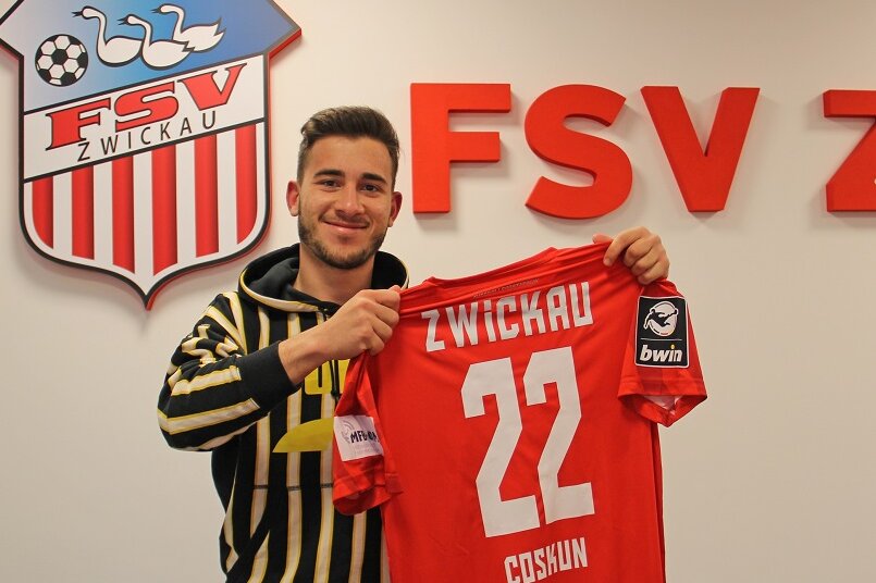 Er überzeugte im Trainingslager: FSV Zwickau verpflichtet Can Coskun - Can Coskun läuft ab sofort für den FSV Zwickau auf.