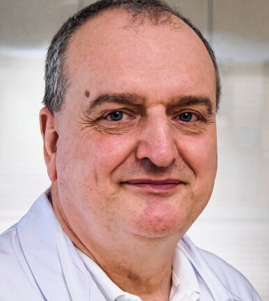 Erfurter ist neuer Chefarzt der Chirurgie - Dr. med. Uwe Fuhrmann - Chefarzt der Chirurgie