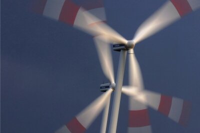 Ergebnisse der Ampel-Sondierungen: Mehr Windflächen, kein Tempolimit, wählen ab 16 - Zwei Prozent der Landfläche sollen für Windkraftanlagen ausgewiesen werden. 