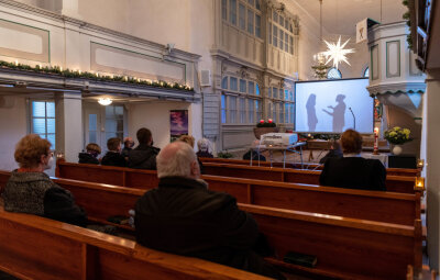 Erlau, Milkau und Beerwalde feiern Andachten mit Video - In der Kirche von Milkau war es dieses Jahr eher leer. 