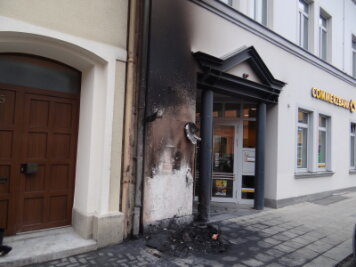 Erneut Brände in Oelsnitz - Polizei geht von Brandstiftung aus - 
