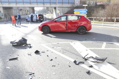 Erneut schwerer Unfall an Plauener Kreuzung - 