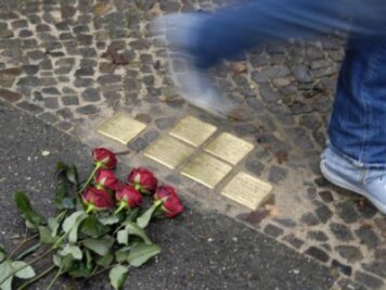 Erneut Stolpersteine im Lutherviertel beschädigt - 