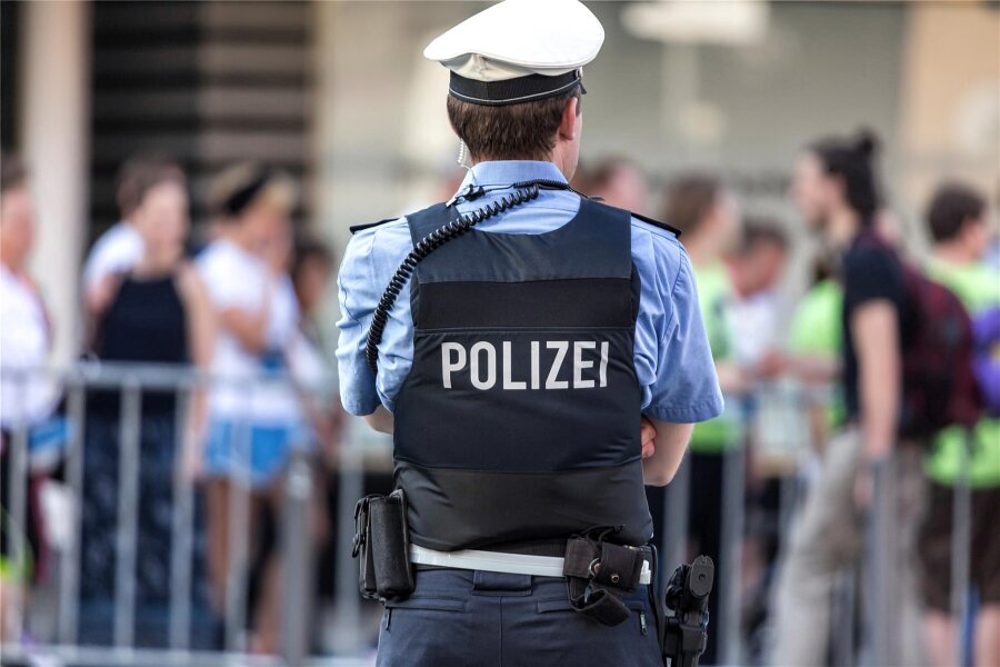 Erneuter Betrugsversuch: Bankangestellte bewahrt Rentnerin in Plauen vor Verlust einer vierstelligen Geldsumme - Die Polizei warnte am Freitag in Plauen erneut vor Betrüger.