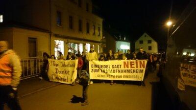 Erneuter Schweigemarsch gegen Asylunterkunft in Einsiedel - 