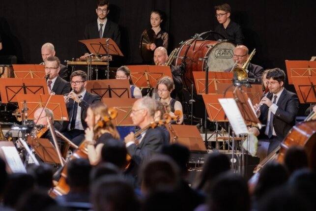 Erstes Orchesterkonzert vereint Nachwuchs und Profis 