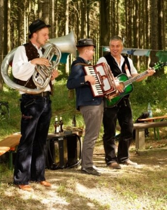 Erzgebirgische Liedertour lockt am Sonntag nach Wolkenstein - Jörg Heinicke & Kollegen waren 2021 mit von der Partie und sind auch dieses Jahr wieder bei der Liedertour dabei. 