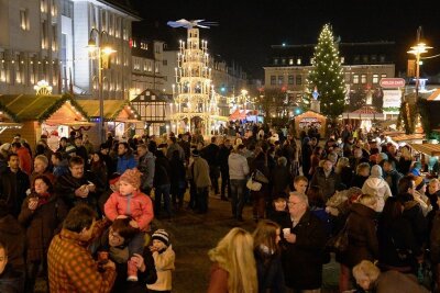 Erzgebirgs-Städte halten an Weihnachtsmarkt-Planung fest - Den Auer Raachermannelmarkt soll es dieses Jahr wieder geben, allerdings nicht auf dem Altmarkt sondern am Carolateich. 