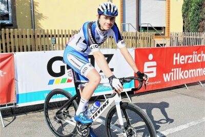 Erzgebirgsrundfahrt: Student muss vorzeitig absatteln - Der Chemnitzer Radsportler Constantin Lohse fährt für das Ked-Stevens-Team Berlin. 