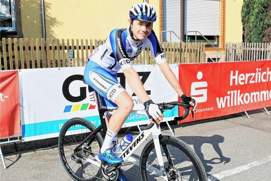 Erzgebirgsrundfahrt: Student muss vorzeitig absatteln - Der Chemnitzer Radsportler Constantin Lohse fährt für das Ked-Stevens-Team Berlin. 