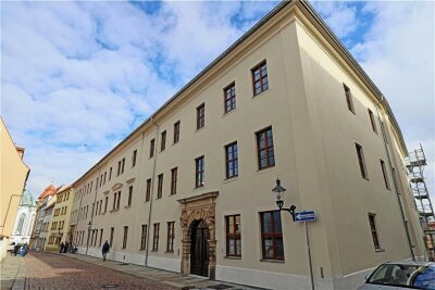 Es geht los: Stadtarchiv Freiberg zieht ins sanierte Herderhaus - Das Herderhaus ist zum Freiberger Stadtarchiv umgebaut und erweitert worden.