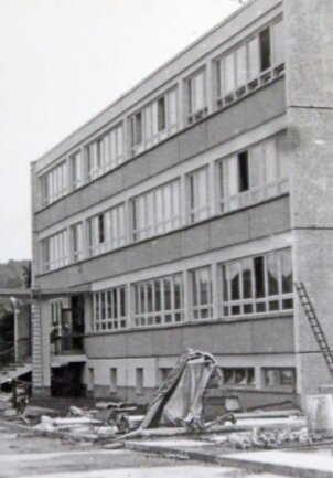 Es gibt jetzt wieder "Gimmlitztaler" - 1980 wurde die POS Lichtenberg fertiggestellt. Das Bild zeigt die Bauarbeiten. 
