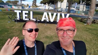 ESC-Blog "Euphorie und Helden" aus Tel Aviv 2019 - Teil 1 - Schalom Tel Aviv! - Pierre Franz und Oli Müller sind im ESC-Pressezentrum angekommen und freuen sich auf eine spannende Woche.