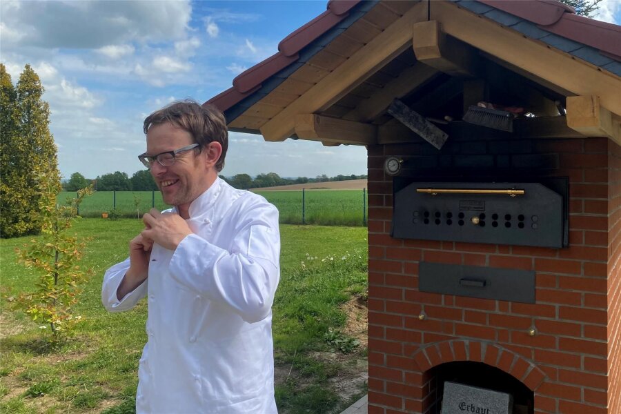 Europawahl: Wer ist Sachsens FDP-Spitzenkandidat Stefan Richter? - Hinter seinem Wohnhaus, in dem sich seine Bäckerei befindet, hat Stefan Richter erst in diesem Jahr einen neuen Ofen bauen lassen.