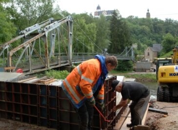 Neubau der Hängebrücke im Lunzenauer Ortsteil Rochsburg