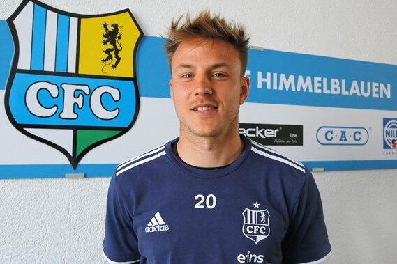 Fabian Stenzel verlängert Vertrag bis 2017 beim CFC - 