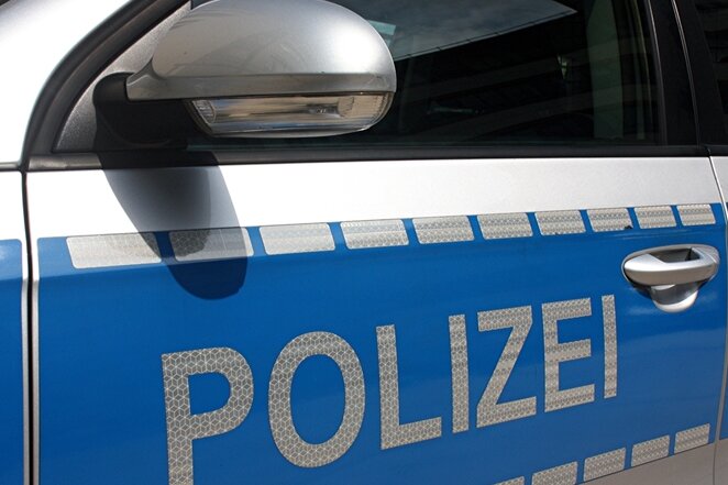 Falkenstein: Dreijähriger von Auto erfasst - 