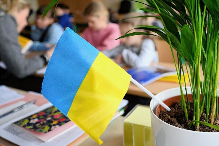 „Falsche Entscheidung“: FDP kritisiert Pläne für ukrainische Schüler an Chemnitzer Schulen - An vielen Schulen werden ukrainische Schüler bereits seit dem vergangenem Jahr mitunterrichtet. Ab August sollen allein in Chemnitz noch einmal Hunderte dazukommen.