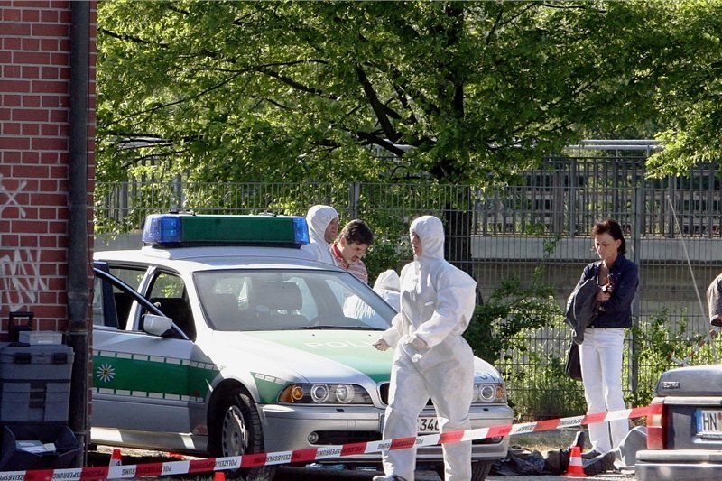 Für die 22-jährige Polizistin Michèle Kiesewetter kam nach dem "Shooting incident" am 25. April 2007 auf der Heilbronner Theresienwiese jede Hilfe zu spät, ihr Kollege Martin A. überlebte knapp. 