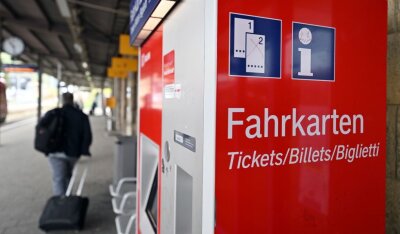 Fazit nach Ansturm zu Pfingsten: Neun-Euro-Ticket befördert Debatte um besseren Nahverkehr - 