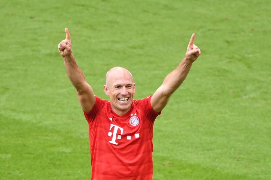 FC Bayern München ist zum siebten Mal in Folge deutscher Fußball-Meister - 