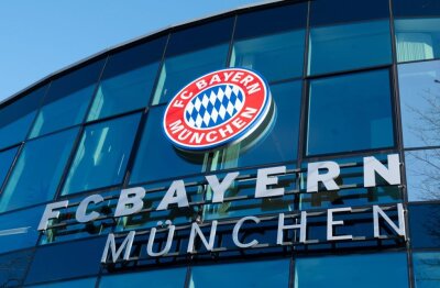 FC Bayern München zum zehnten Mal in Serie deutscher Fußball-Meister - 