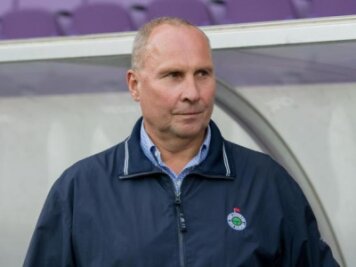 FC Erzgebirge Aue macht 2016/17 Gewinn - FCE-Präsident Helge Leonhardt.