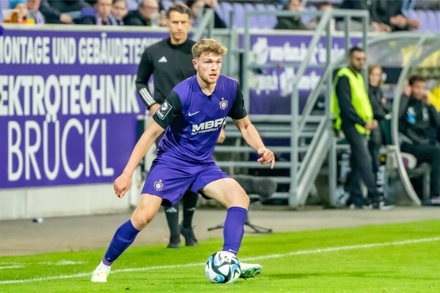 FC Erzgebirge Aue: Steffen Meuer im Fokus vor Duell gegen BVB II - Zwei Tore und drei Vorlagen hat Steffen Meuer bereits. In den letzten Spielen der Saison sollen weitere Folgen.