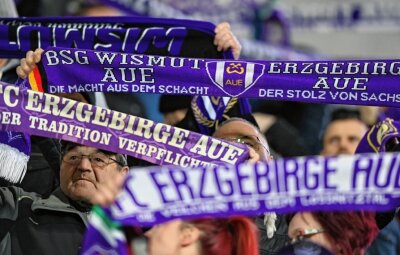 FCE: Präsident für Neuanfang steht bereit - Die Fans des FC Erzgebirge Aue sind eine Macht. Am 12. November haben die Mitglieder unter ihnen die Möglichkeit, zukunftsweisende Entscheidungen für den Verein zu treffen. 
