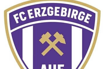 FCE: Präsident Helge Leonhardt zieht Antrag auf Logo-Änderung zurück - 