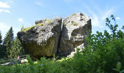 Felsenweg am Schneckenstein wird dieses Jahr markiert - Am Schneckenstein vorbei führt der neue Felsenweg, der 2022 markiert werden soll. 