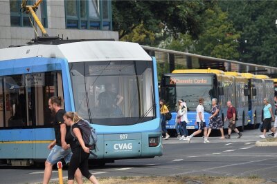 Ferienfahrplan endet: Das ändert sich im Chemnitzer Nahverkehr - Nach wochenlangen Einschränkungen gilt ab kommender Woche im Chemnitzer Nahverkehr wieder weitgehend der Normalfahrplan.