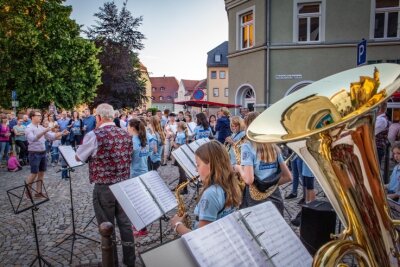 Fest der Straßenmusik erlebt Comeback in Oederan - Zur Premiere der Fête de la Musique 2019 in Oederan unterhielten Musiker ihr Publikum auf drei Bühnen. 