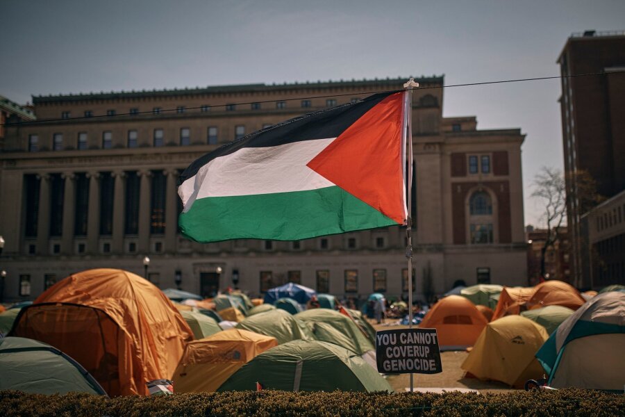 Festnahmen bei Gaza-Demos an Unis in den USA - Mittlerweile protestieren Studierende und Hochschulpersonal an Universitäten in mehr als zwei Dutzend US-Bundesstaaten gegen den Gaza-Krieg.
