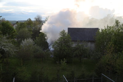 Feuer in einem Schuppen in Frankenberg - 