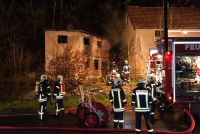 Feuer in Haus in Wilkau-Haßlau - In einem leer stehenden Haus in Wilkau-Haßlau hat es in der Nach zu Donnerstag gebrannt.